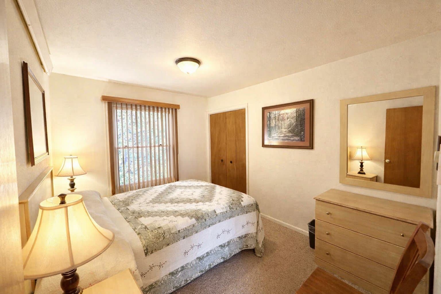 Hill City House: 109 Pine Avenue