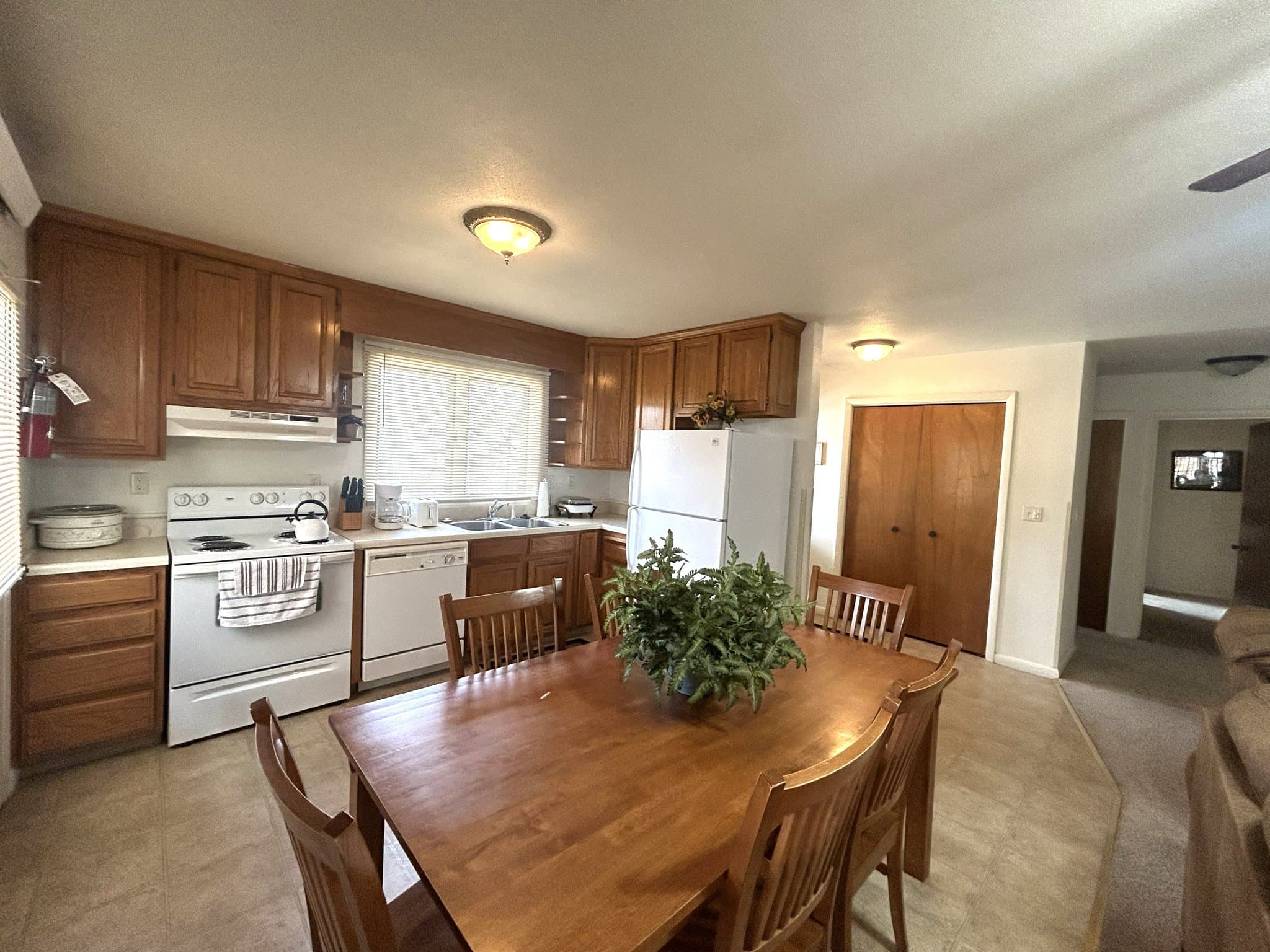 Hill City House: 109 Pine Avenue