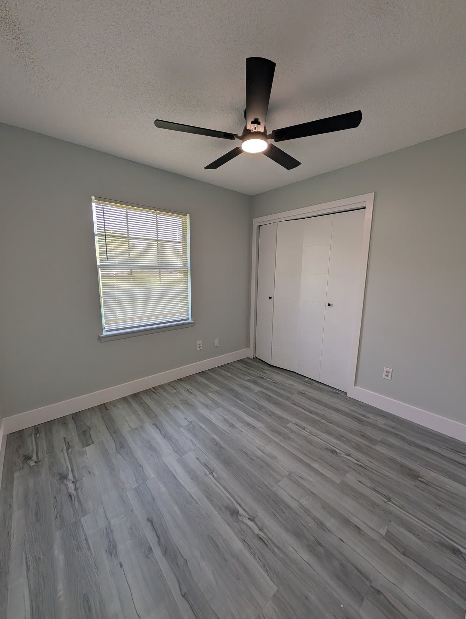 Tampa Multiplex: 3221 E Cayuga St