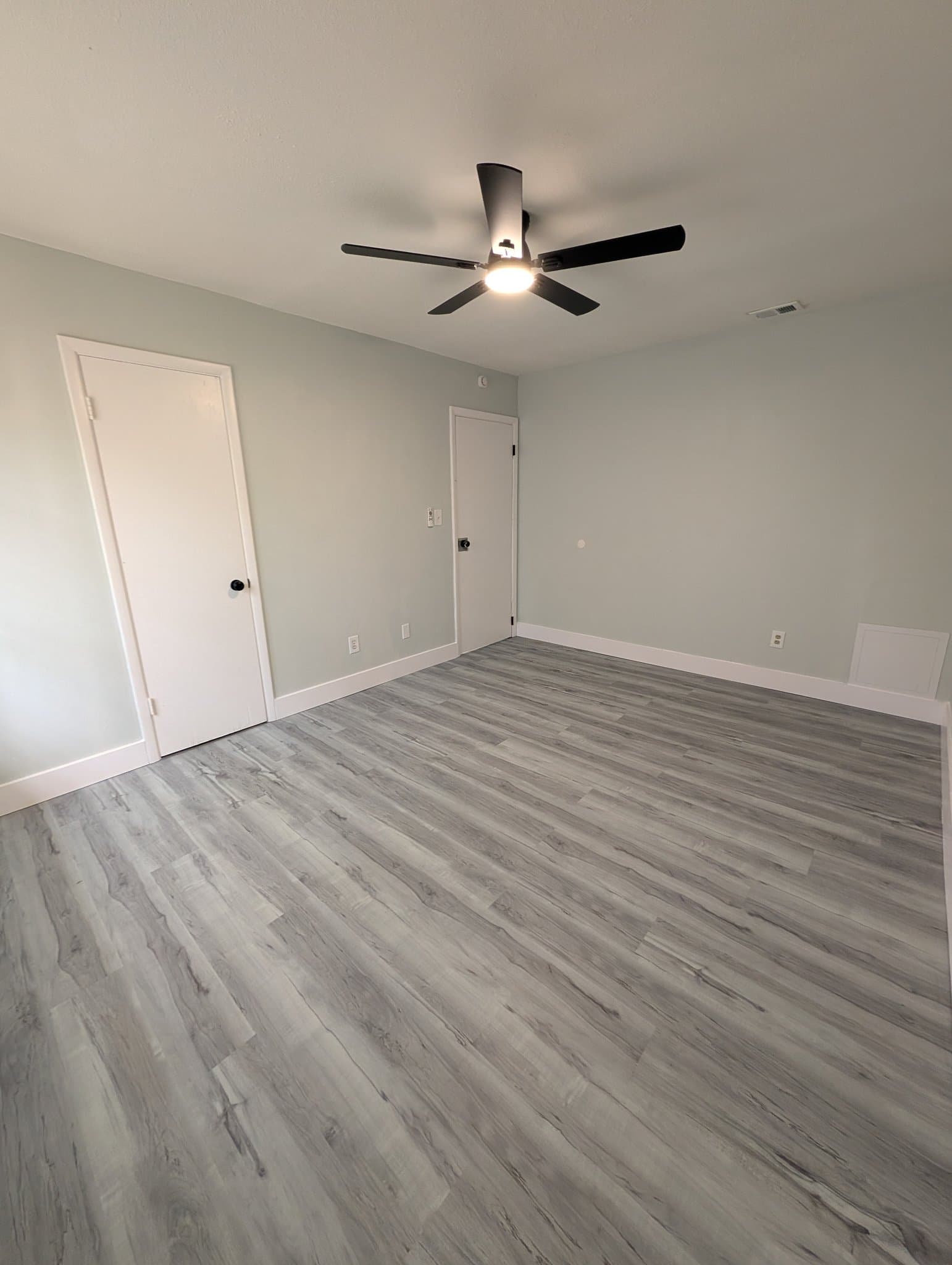 Tampa Multiplex: 3221 E Cayuga St