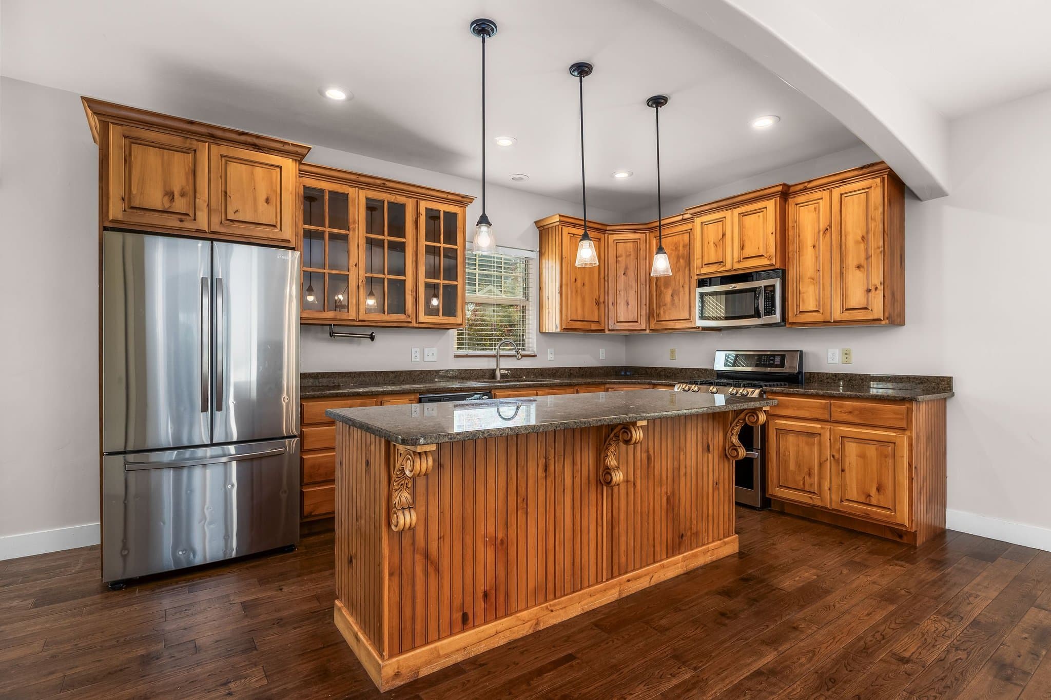 Mapleton Townhome: 2071 W Crescent Row,