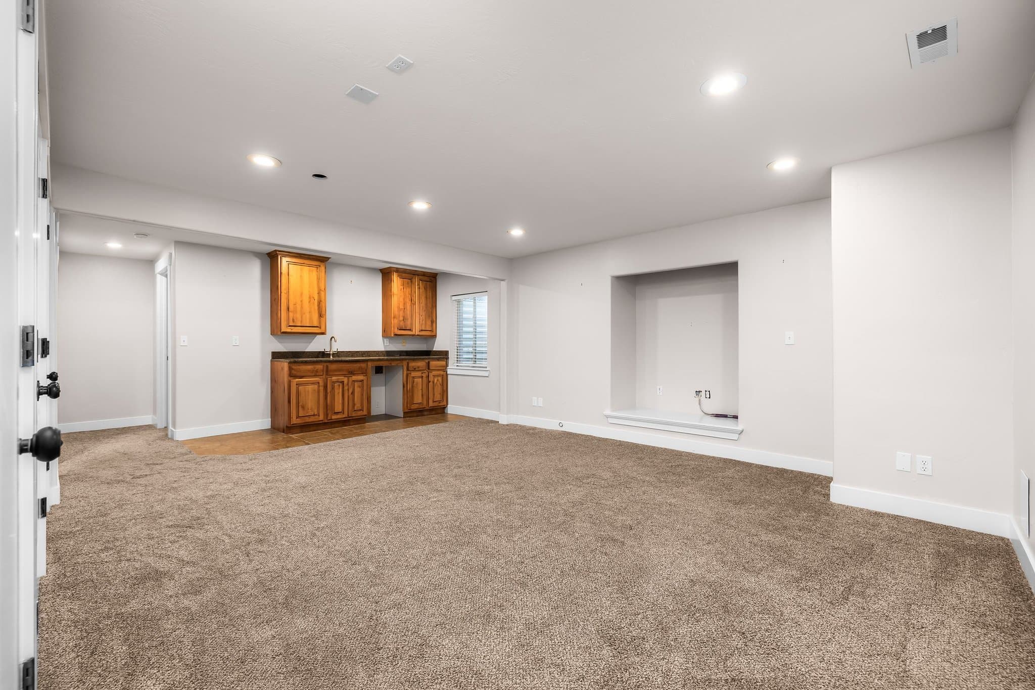 Mapleton Townhome: 2071 W Crescent Row,