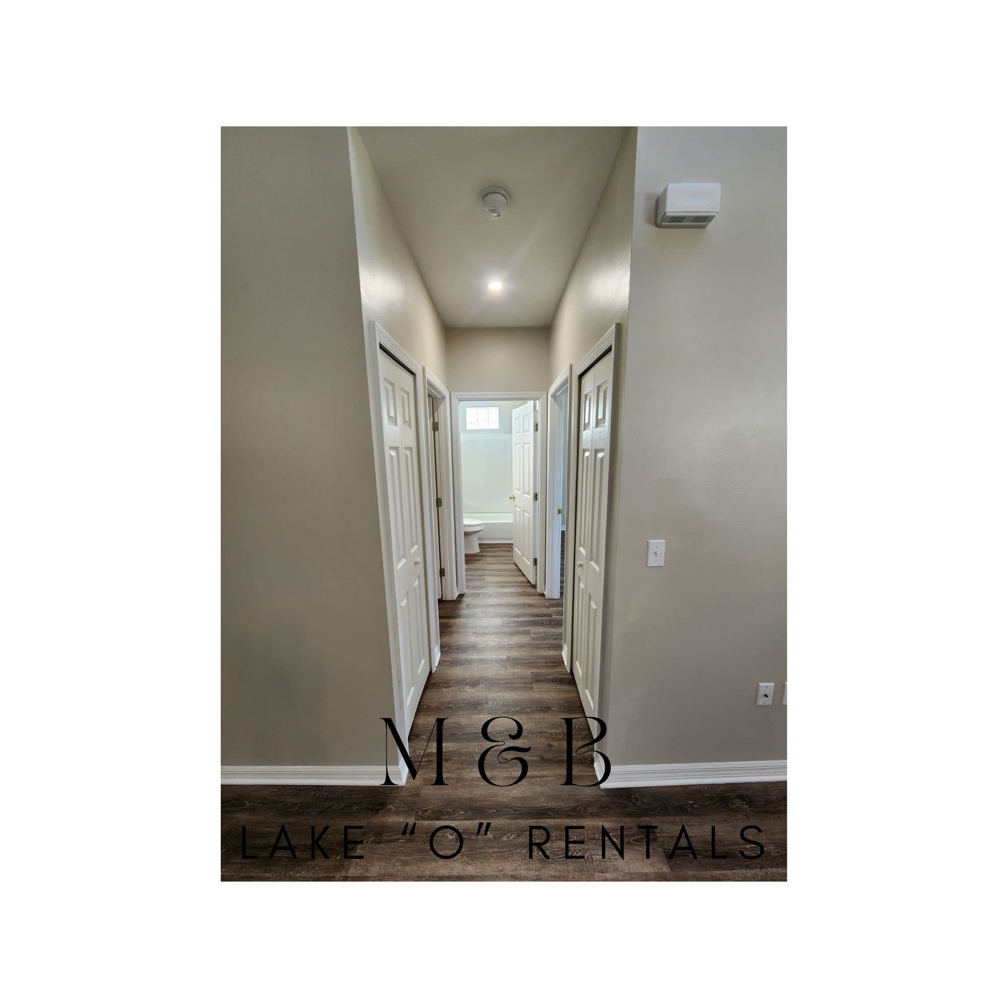 Okeechobee House: 5785 US Highway 441 SE