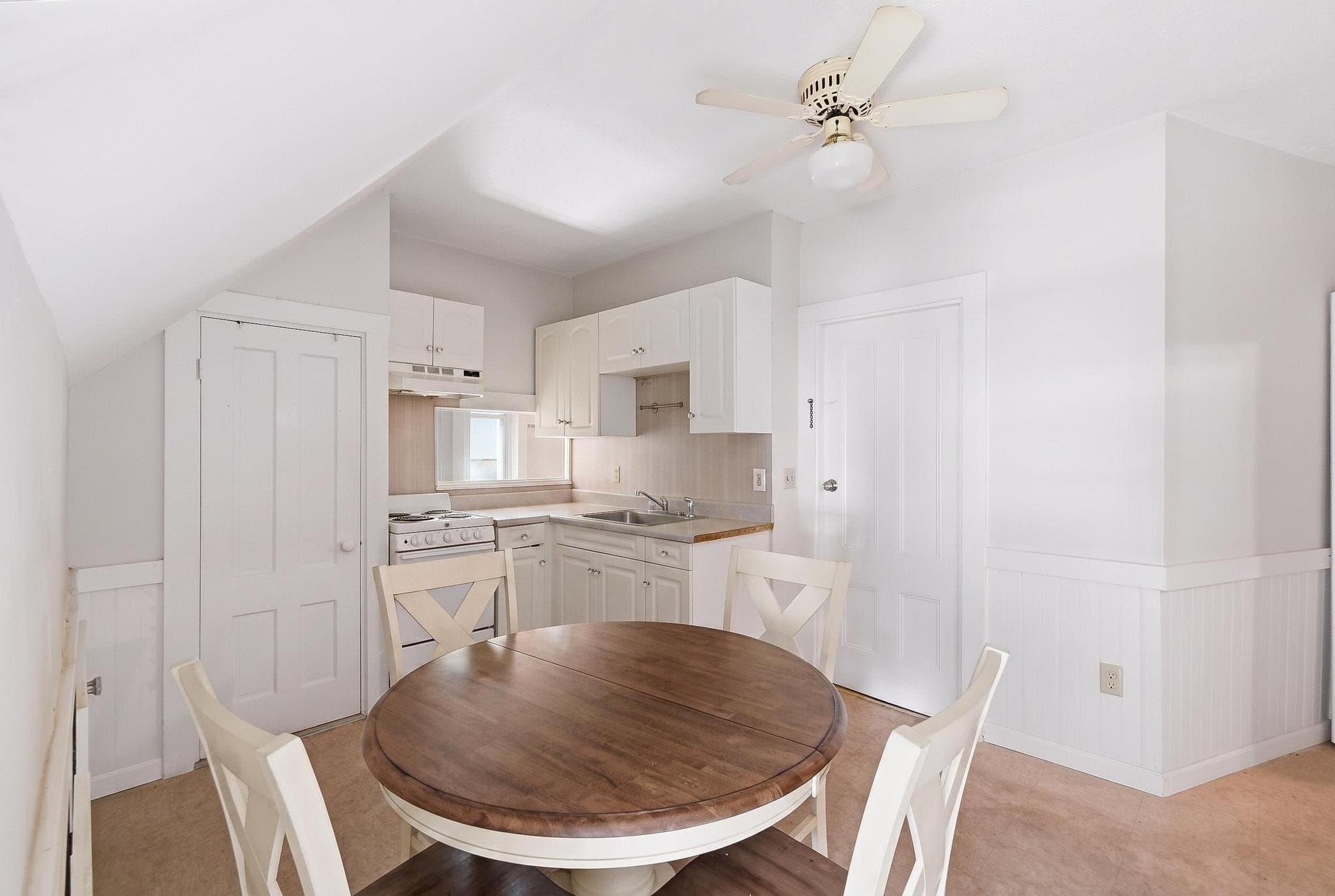 Middleboro Multiplex: 2 High St Unit 2