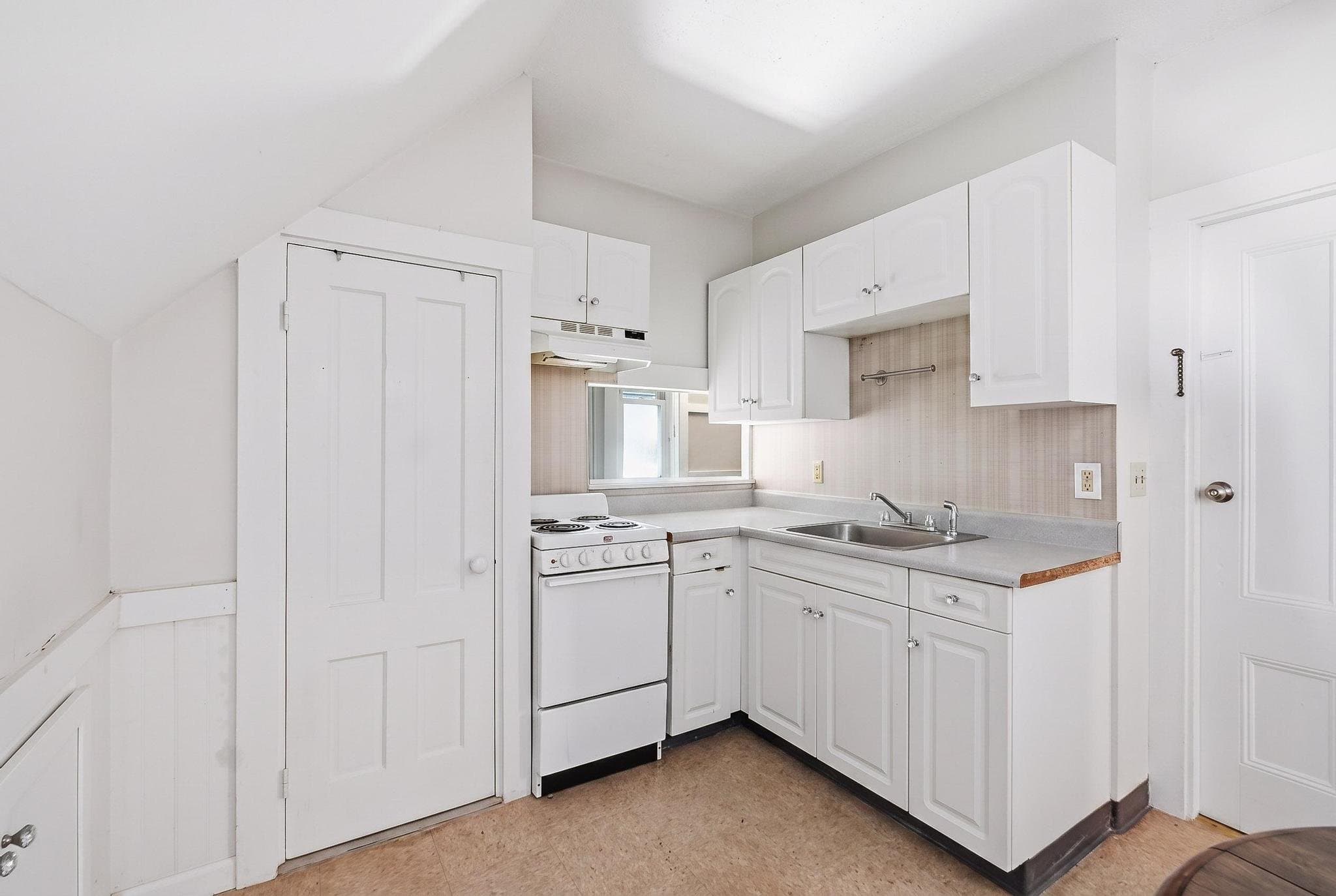 Middleboro Multiplex: 2 High St Unit 2