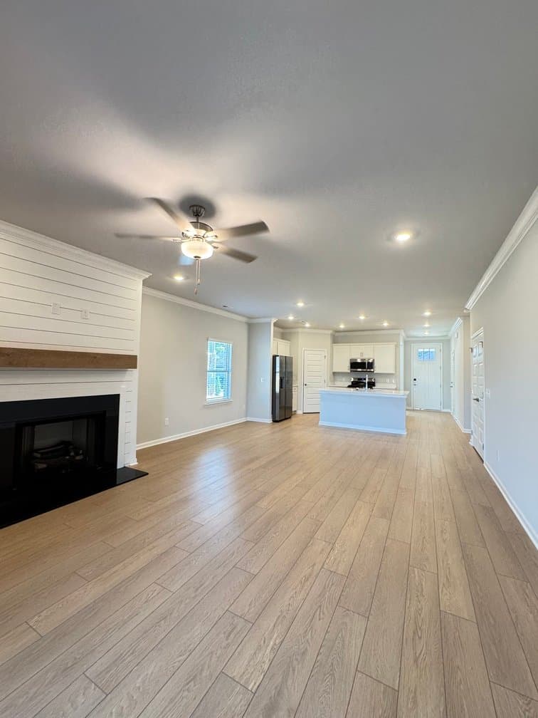 Madison House: 139 Clift Creek Dr