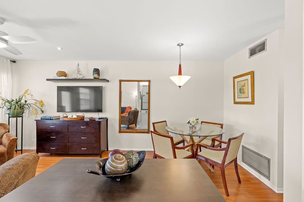 Vero Beach Condo: 110 Springlake Dr