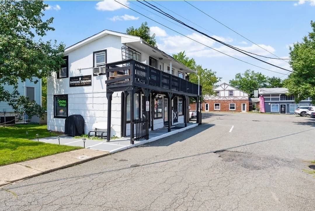 Flemington Condo: 39 Mine St