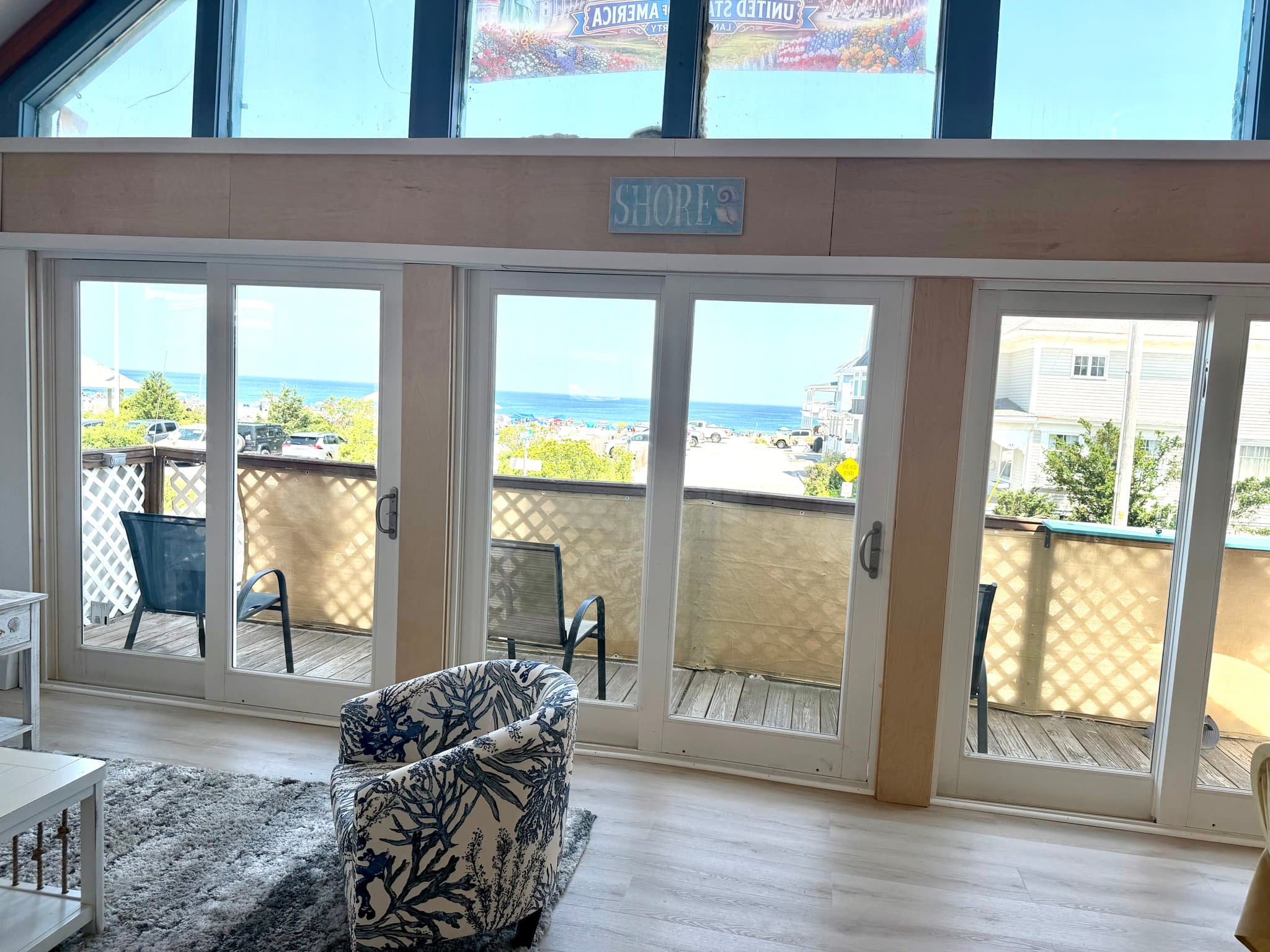Hampton Condo: 59 Ocean Blvd