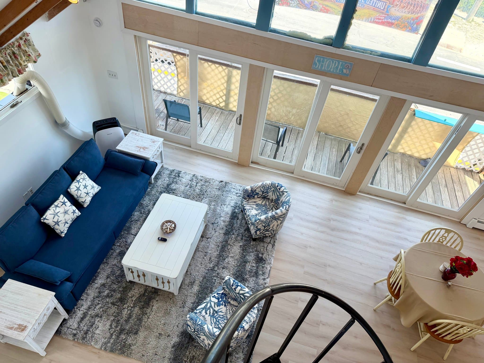 Hampton Condo: 59 Ocean Blvd