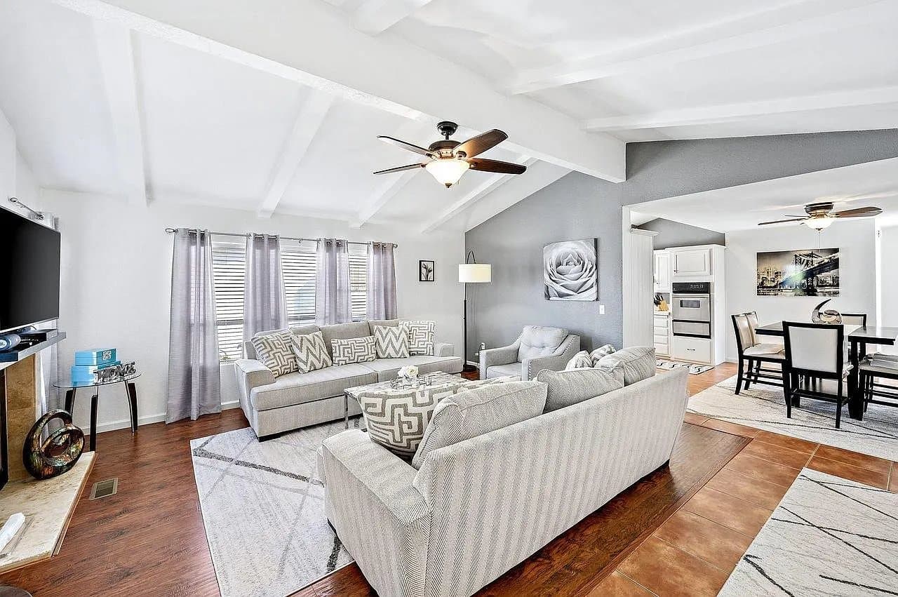 Palm Desert House: 77949 Calypso Rd
