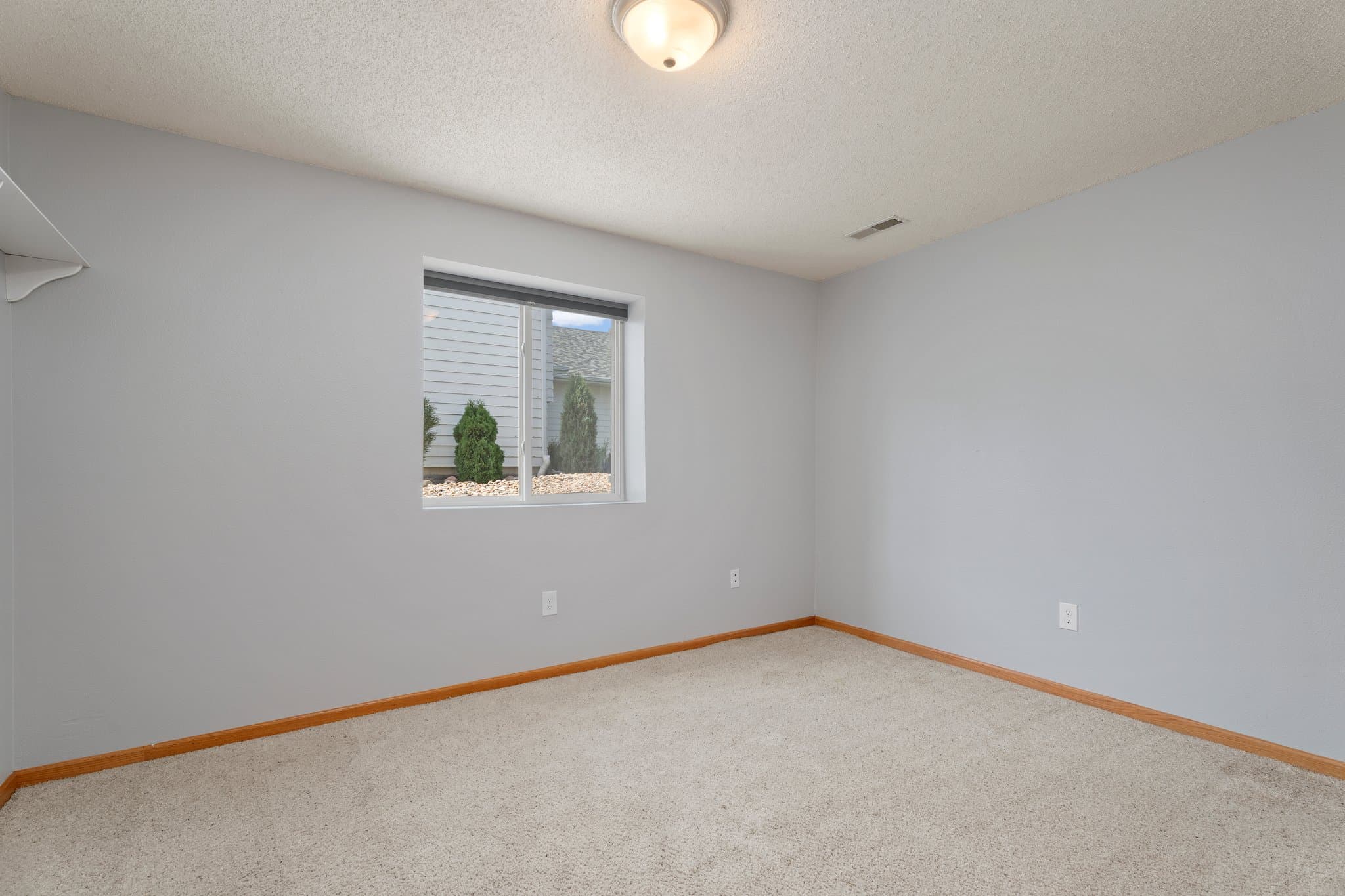 Bismarck House: 2501 E Capitol Avenue