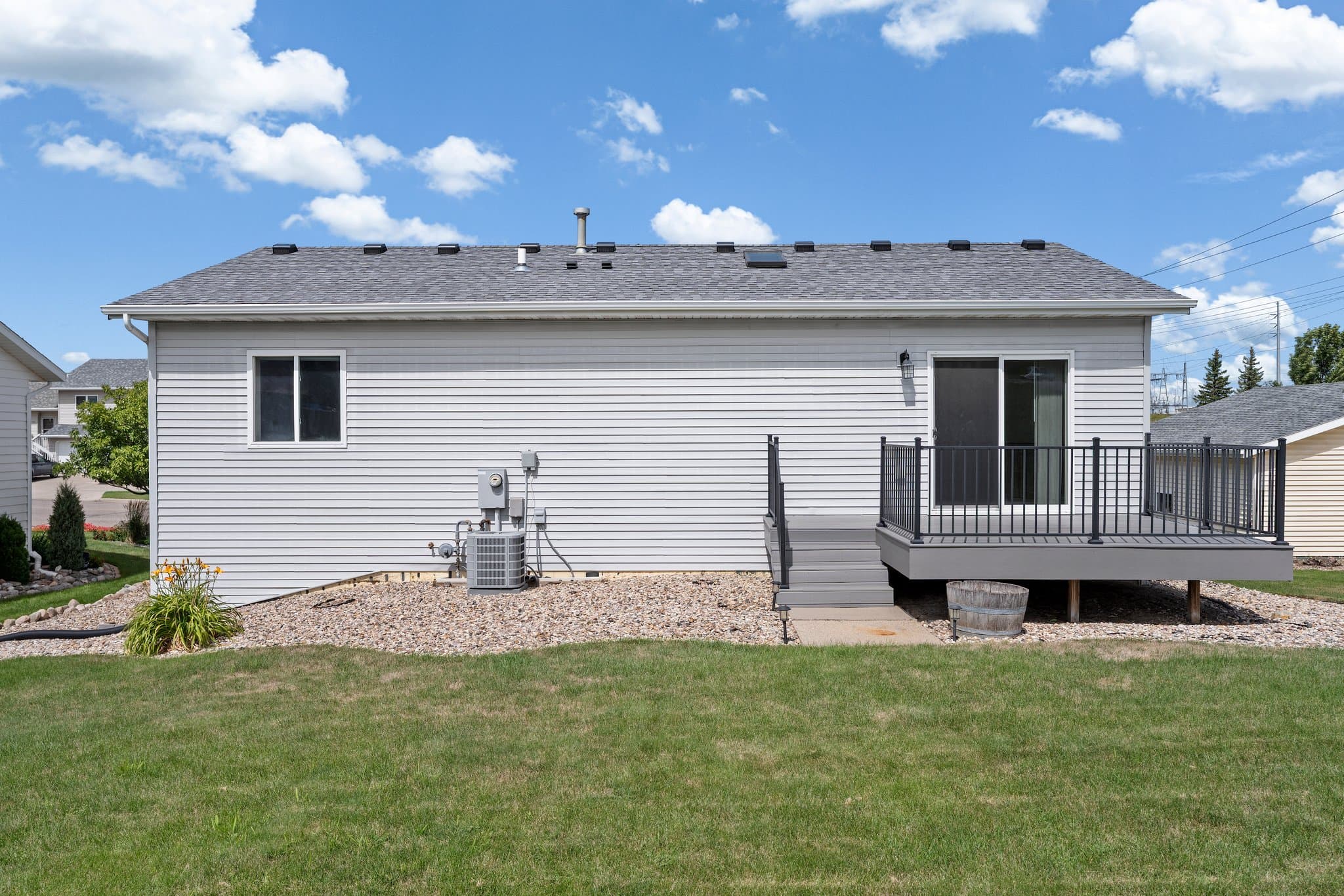 Bismarck House: 2501 E Capitol Avenue