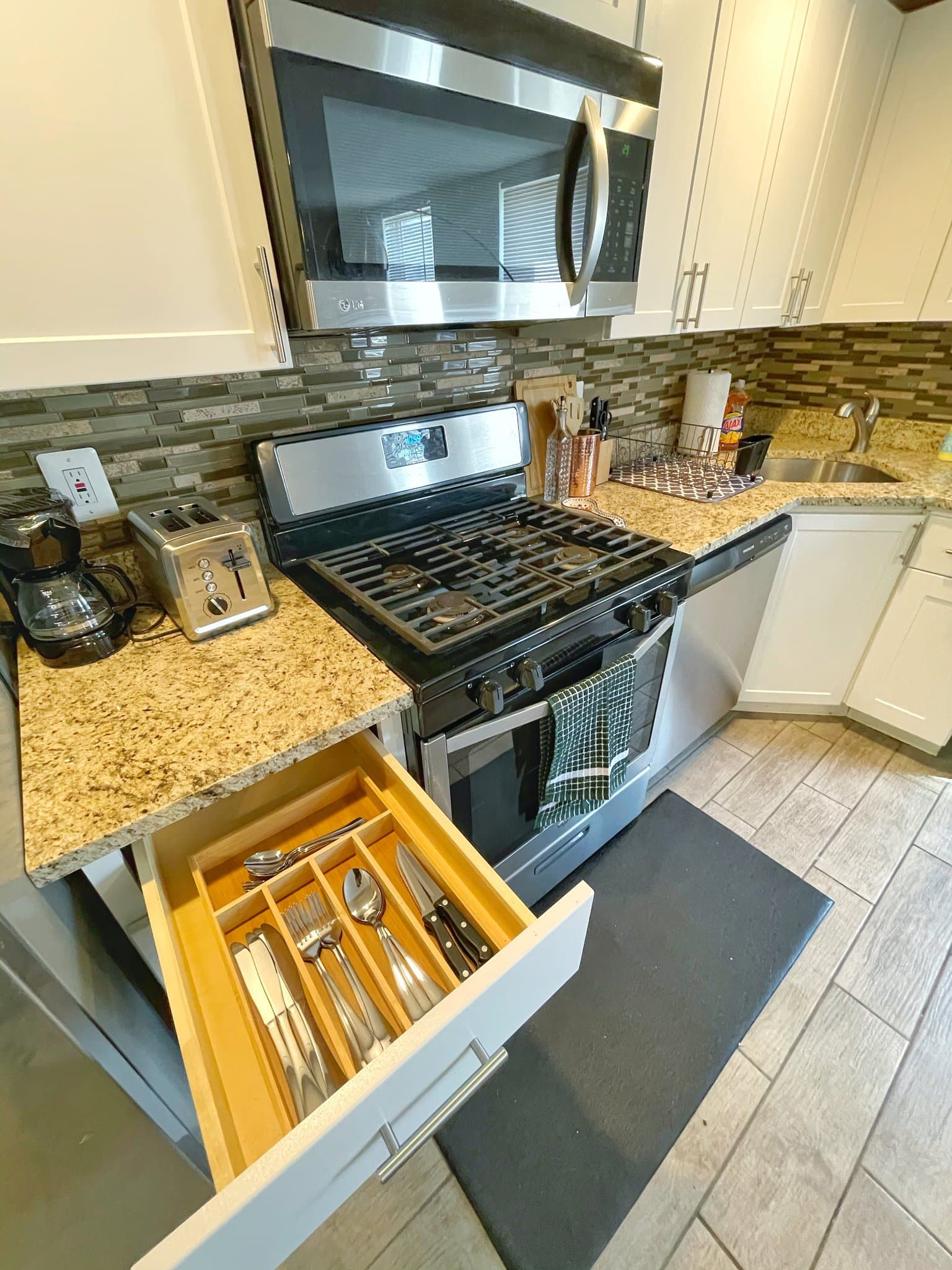 Cambridge Single Room: 51 5th Street, Unit 2,