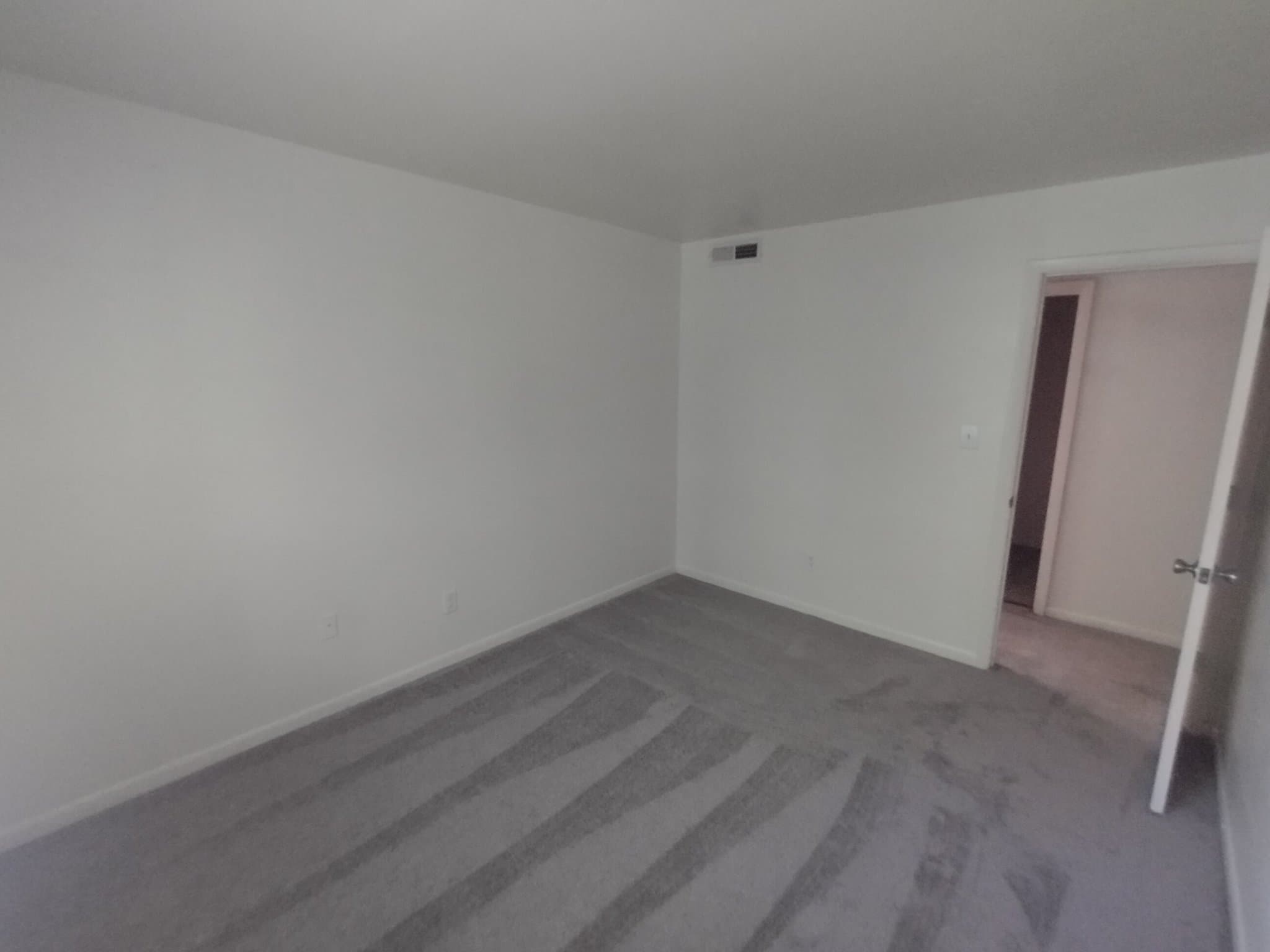 LYNCHBURG Apartment: 600 REUSENS RD