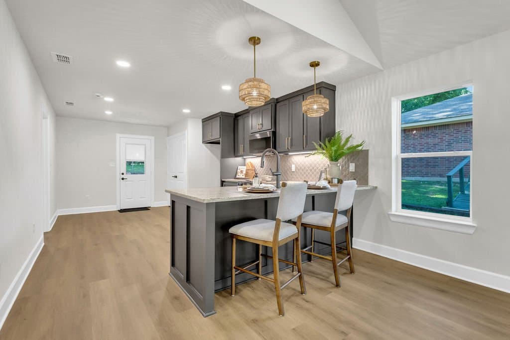 Troup House: 405 S Short Street