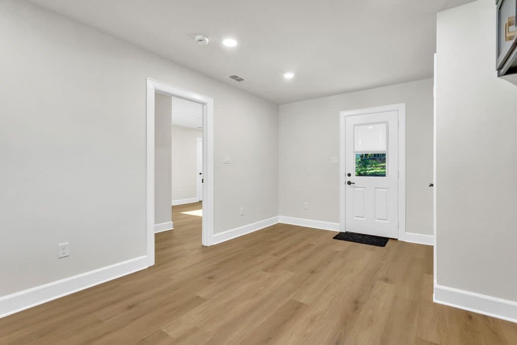 Troup House: 405 S Short Street