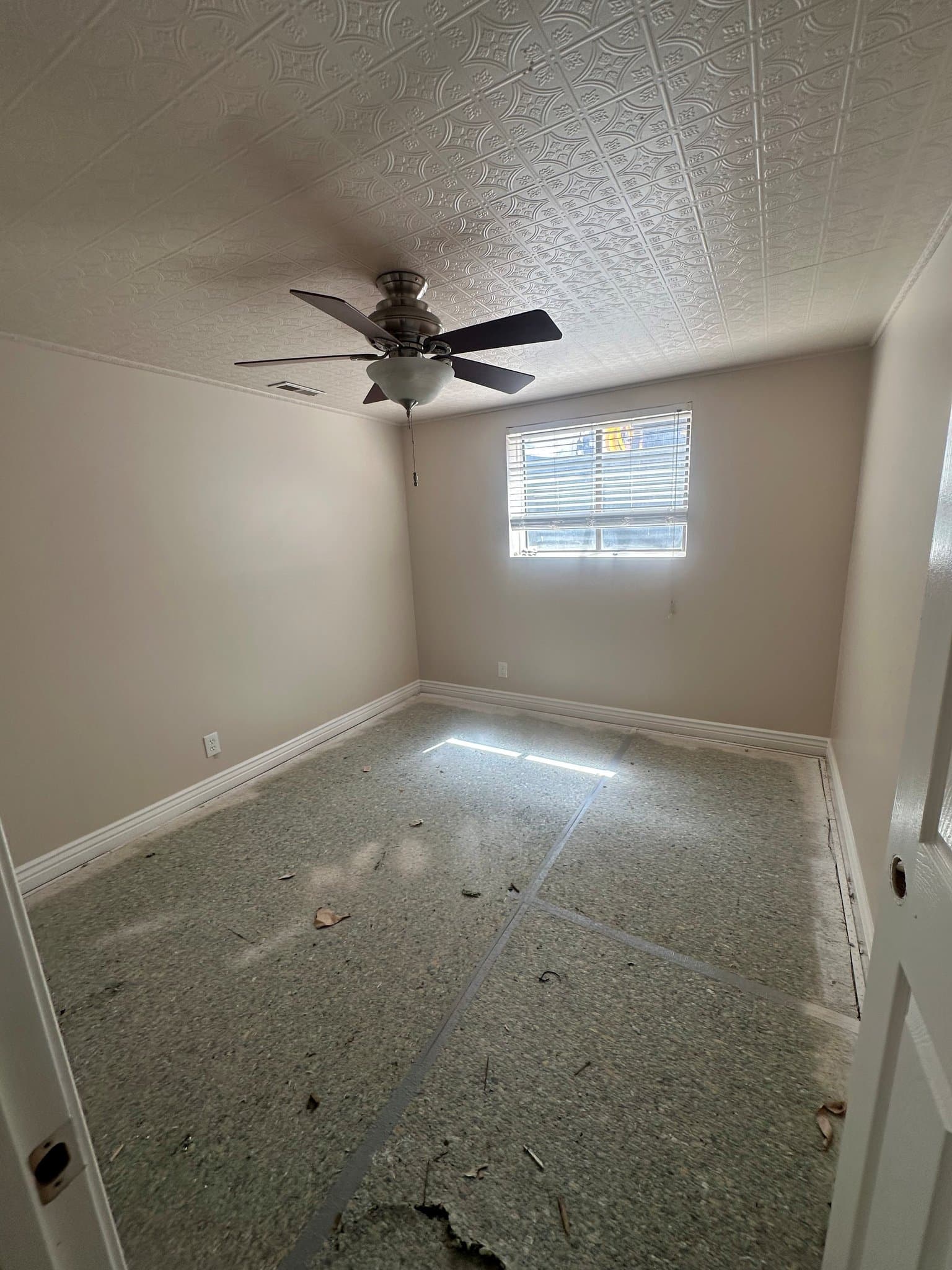 Sandy House: 9919 Lannae Drive