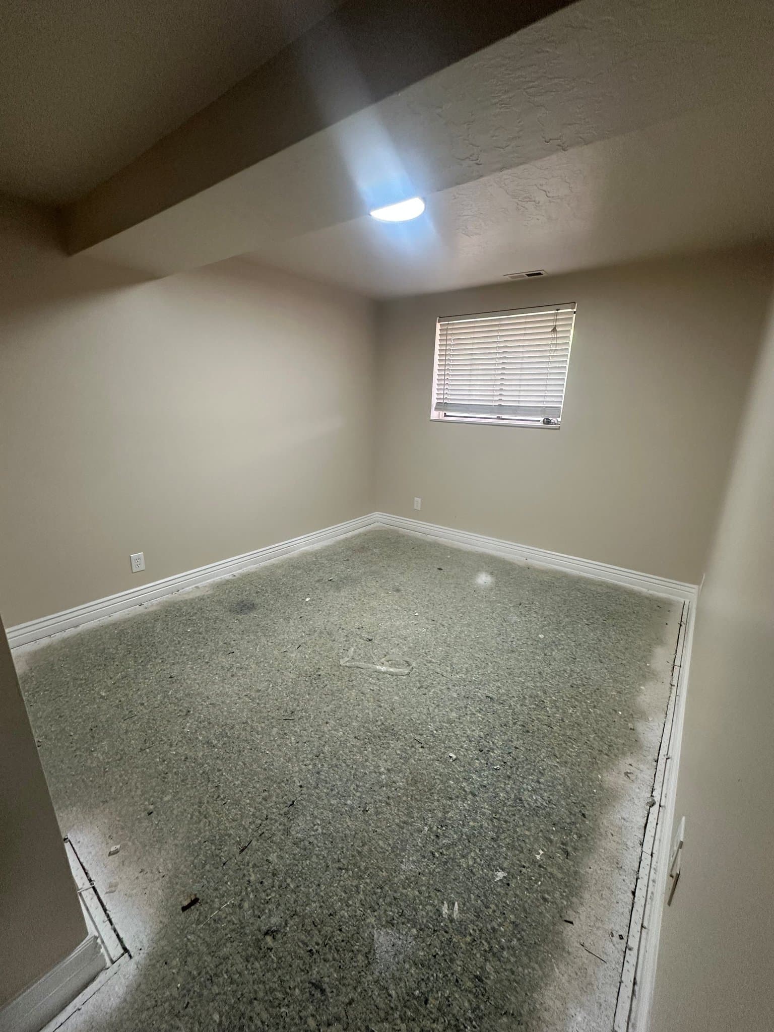 Sandy House: 9919 Lannae Drive