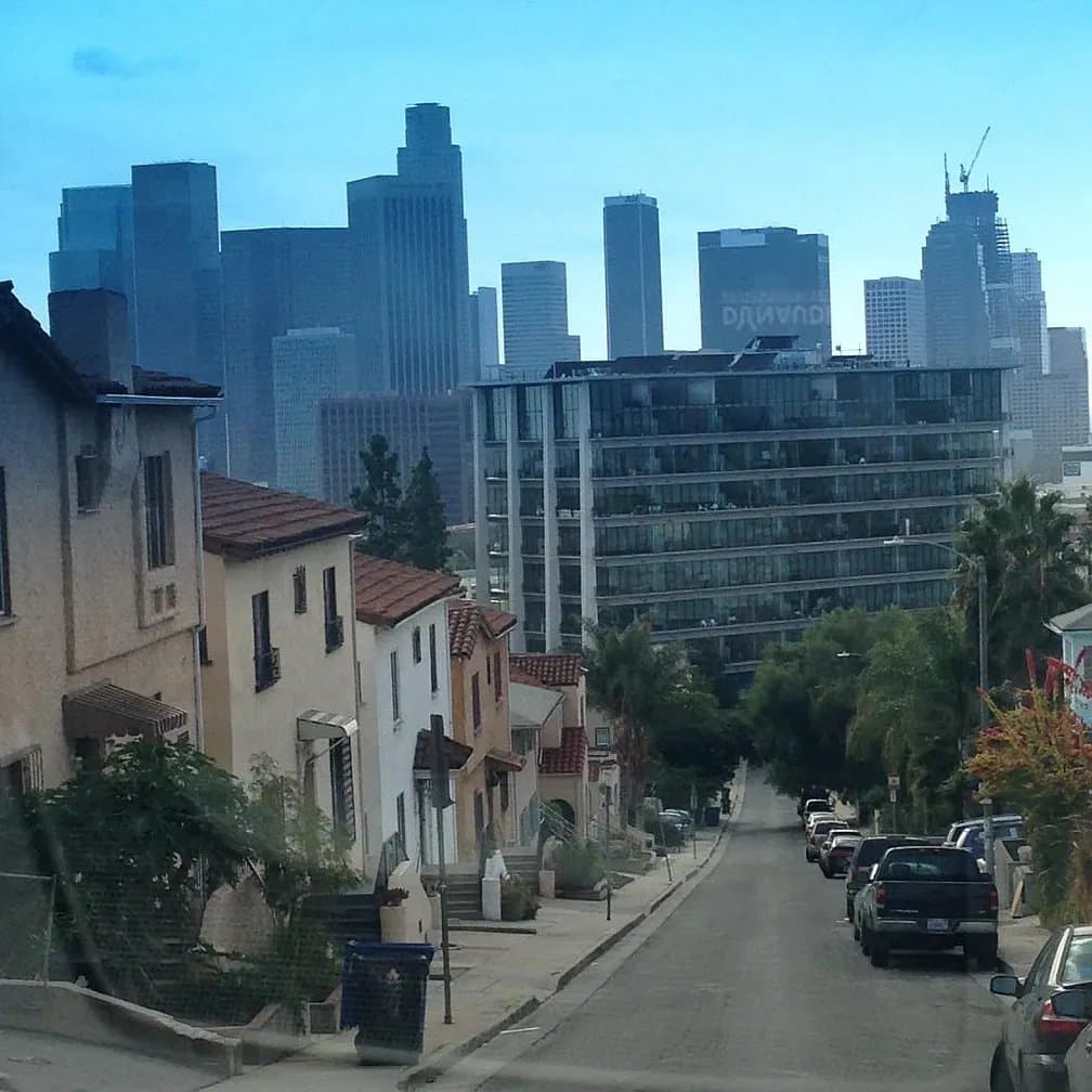 Los Angeles Apartment: 972 Marview Ave