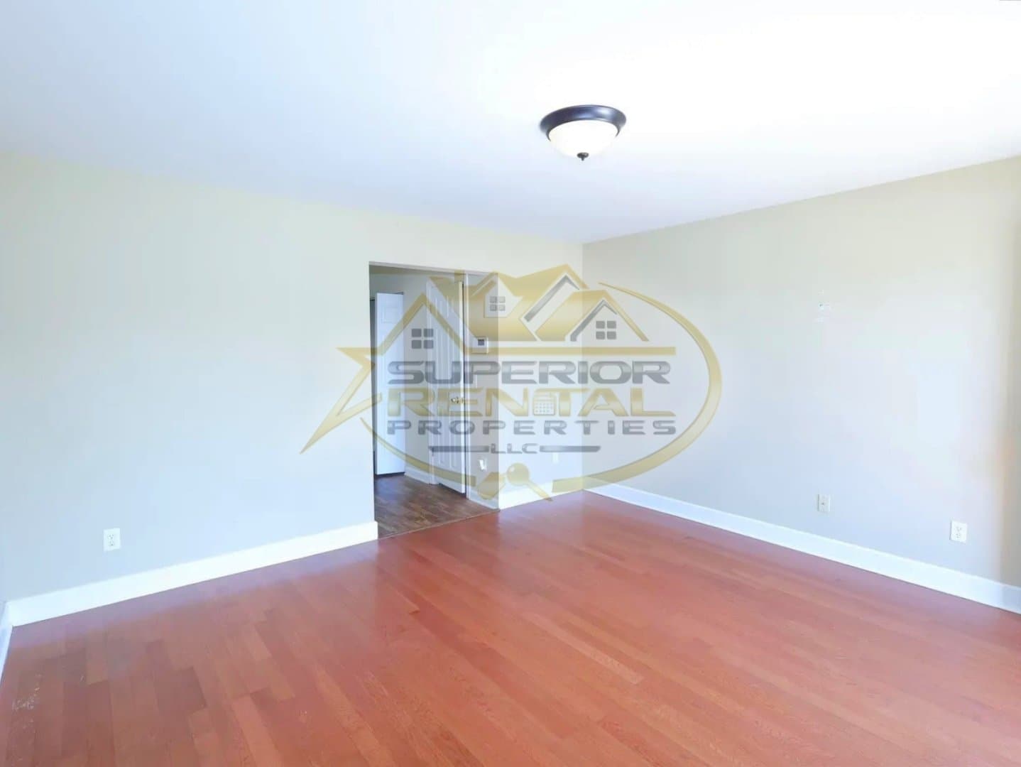 Columbia House: 515 Summit Terrace Court