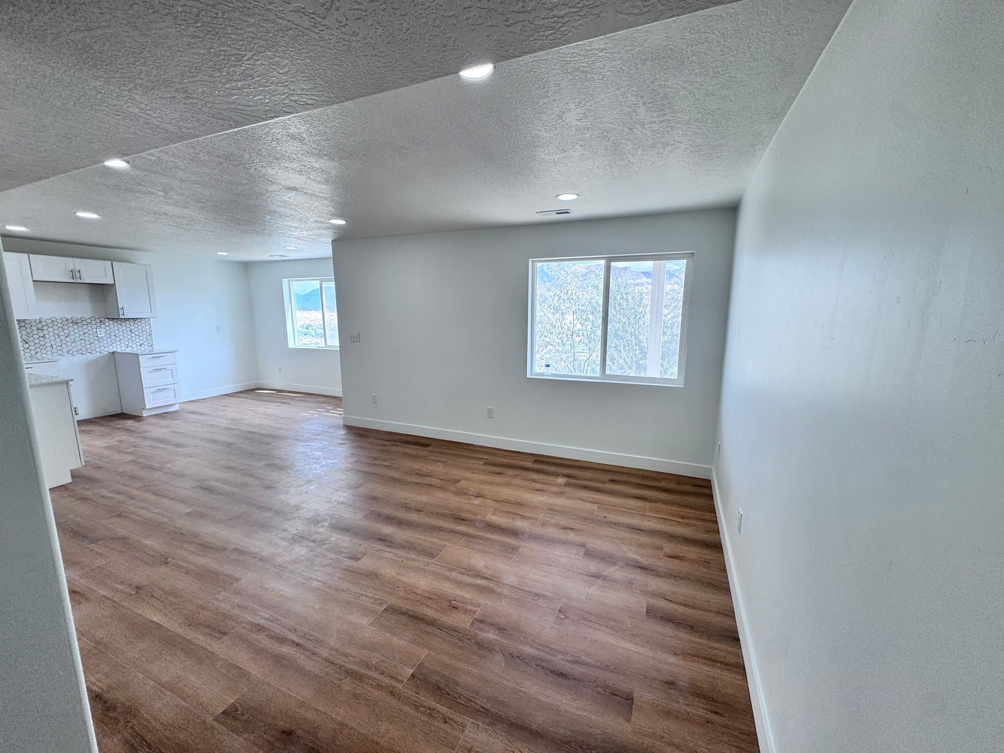 Bluffdale House: 16371 S Coupler Ln