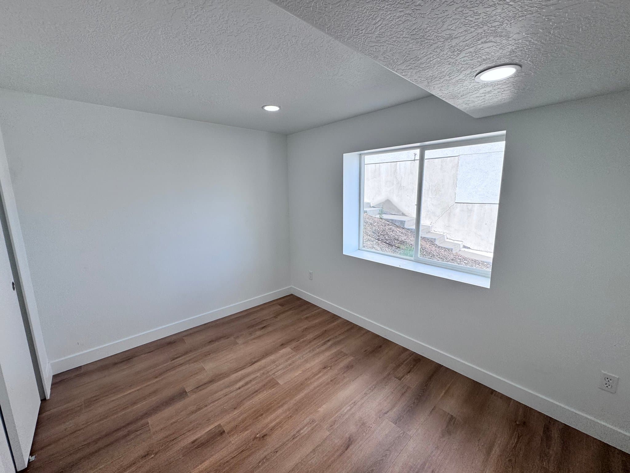 Bluffdale House: 16371 S Coupler Ln