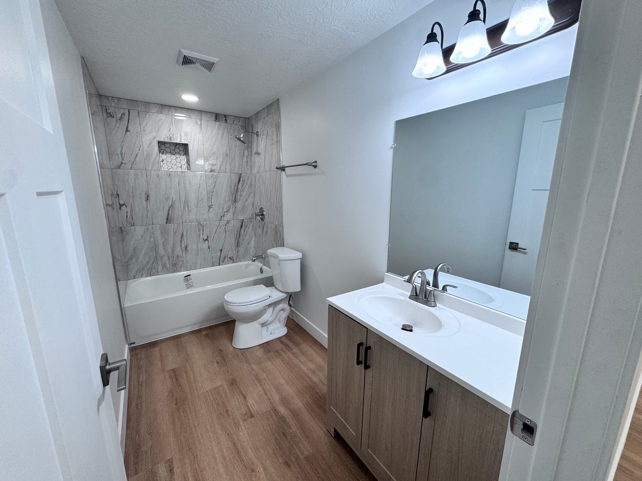 Bluffdale House: 16371 S Coupler Ln