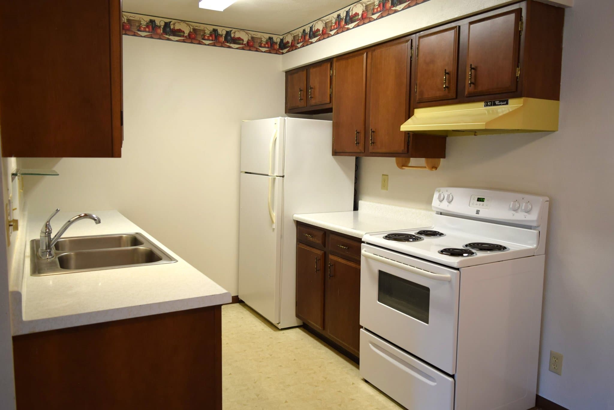 Amboy Multiplex: 425 W Maine St