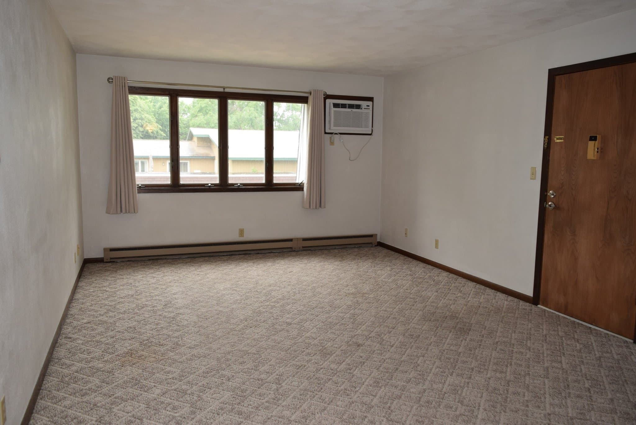 Amboy Multiplex: 425 W Maine St