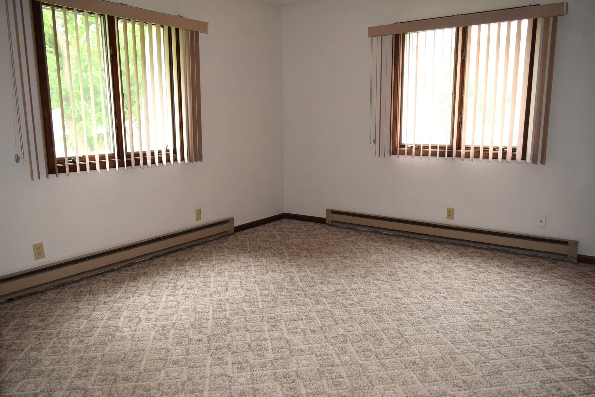Amboy Multiplex: 425 W Maine St