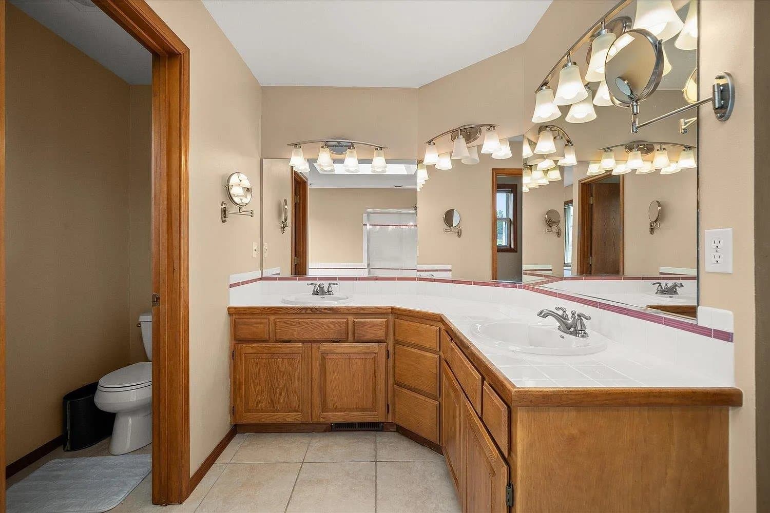 Spokane House: 3415 S Morrill Dr