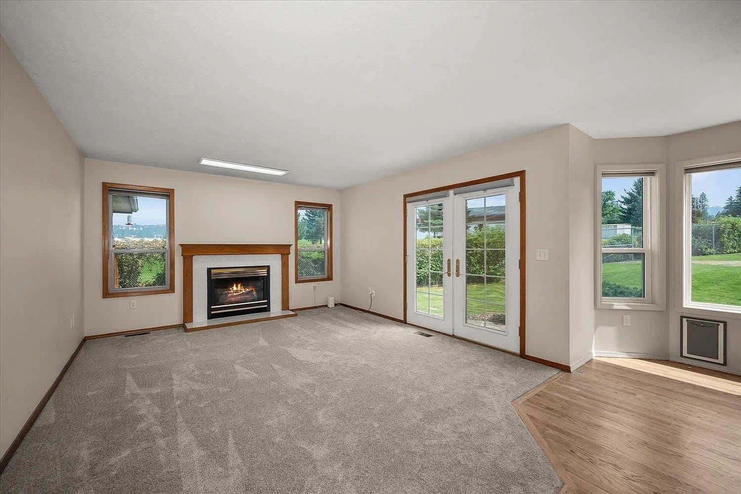 Spokane House: 3415 S Morrill Dr
