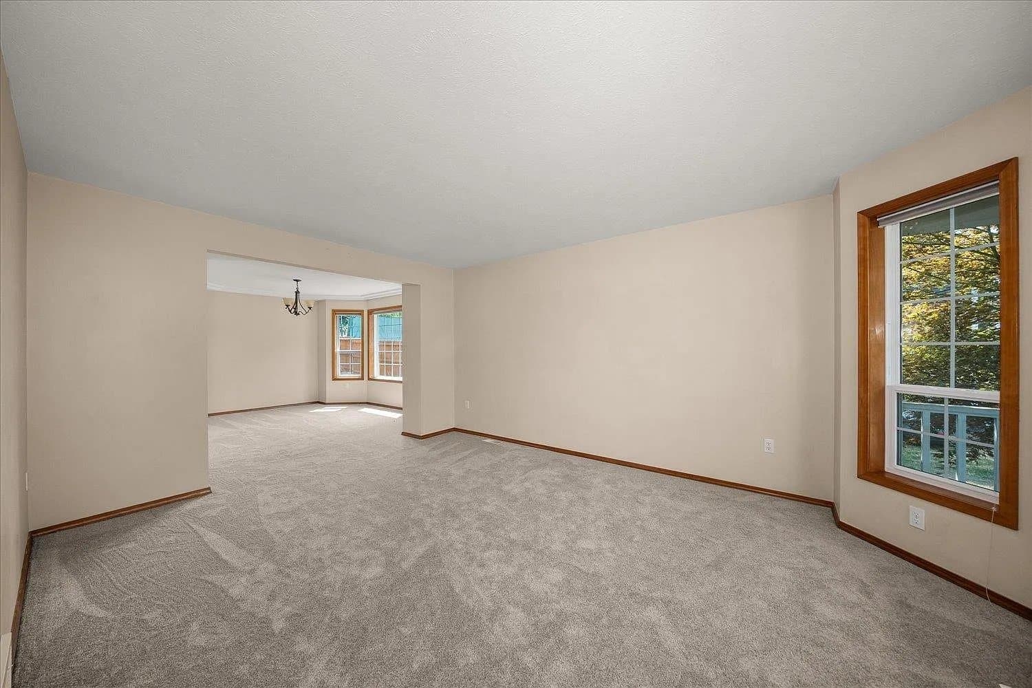 Spokane House: 3415 S Morrill Dr
