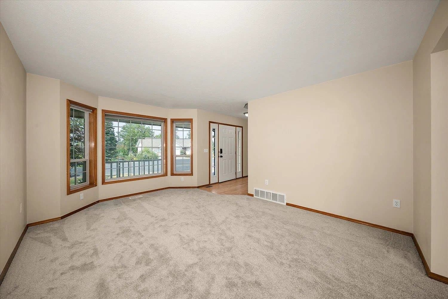 Spokane House: 3415 S Morrill Dr