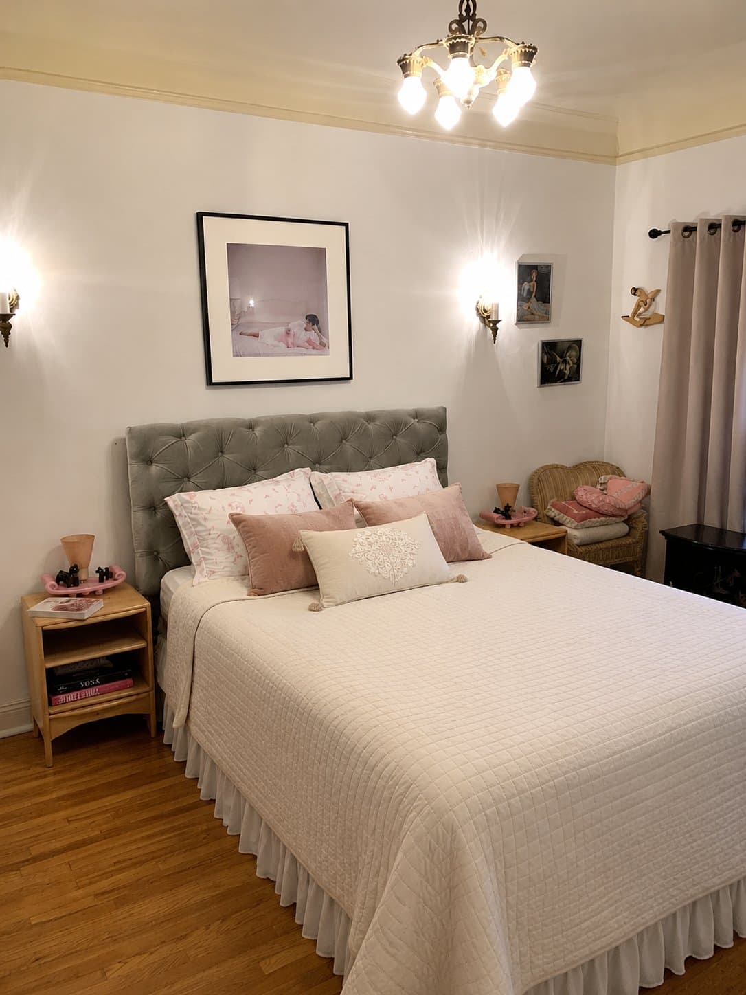 Los Angeles Apartment: 360 S Cloverdale Ave