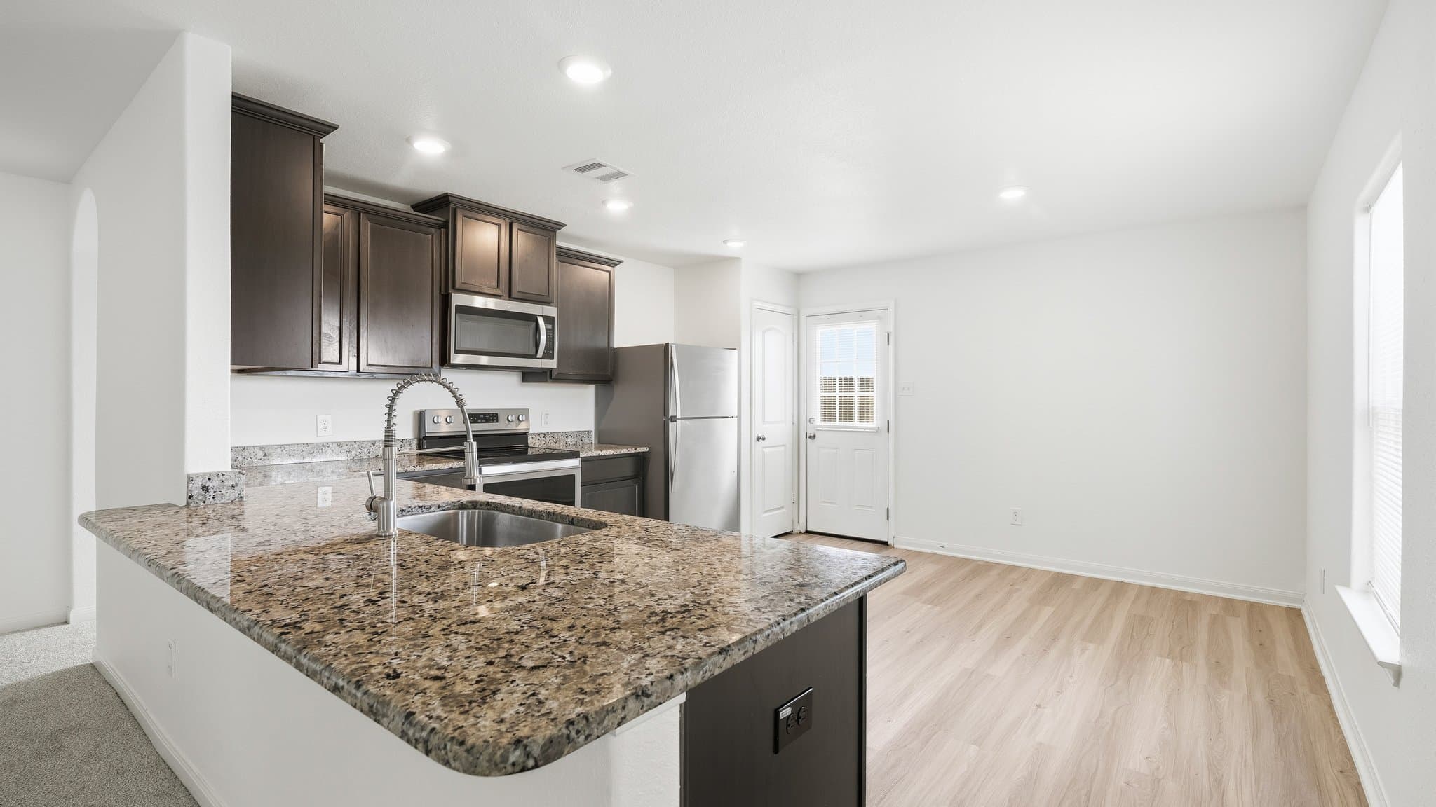 Baytown House: 5822 Sapphire Lagoon Rd