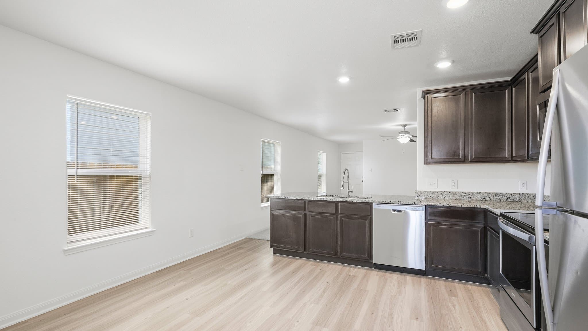 Baytown House: 5822 Sapphire Lagoon Rd