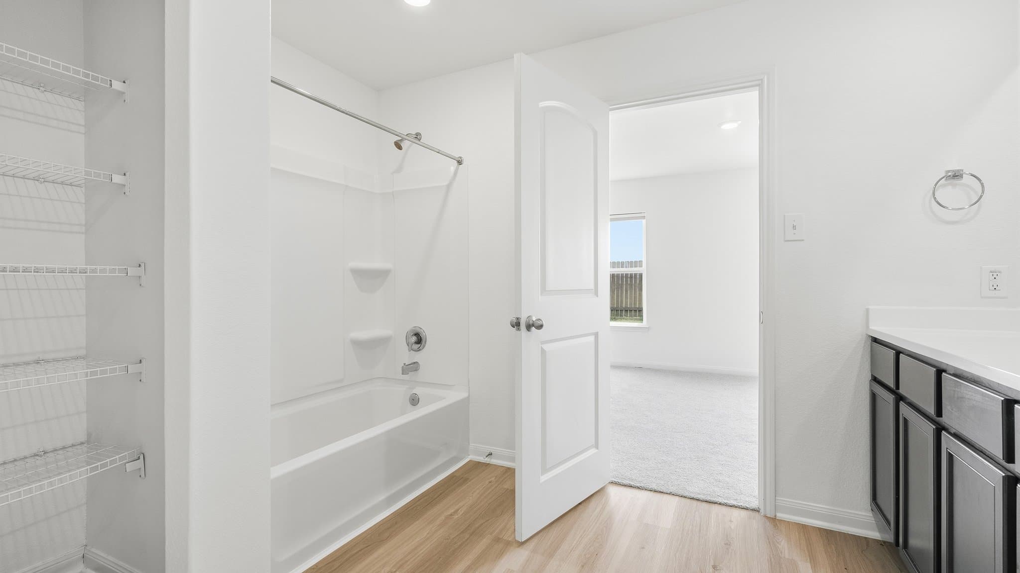 Baytown House: 5822 Sapphire Lagoon Rd