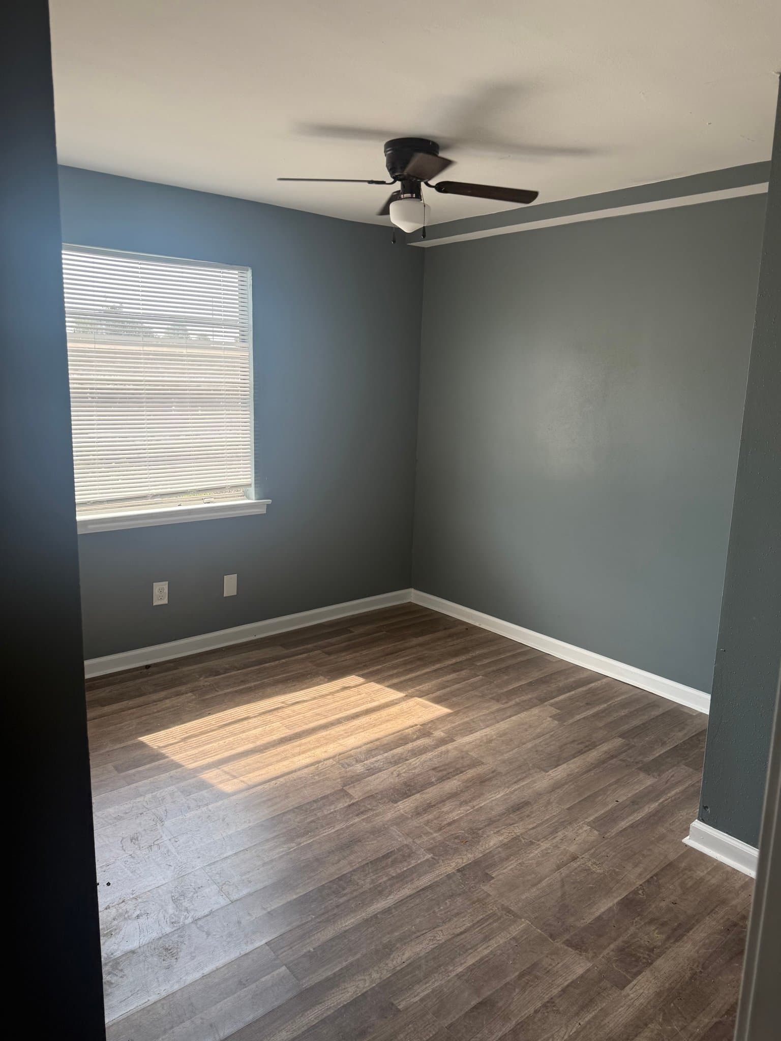 New Orleans Multiplex: 4936 lonely oak dr