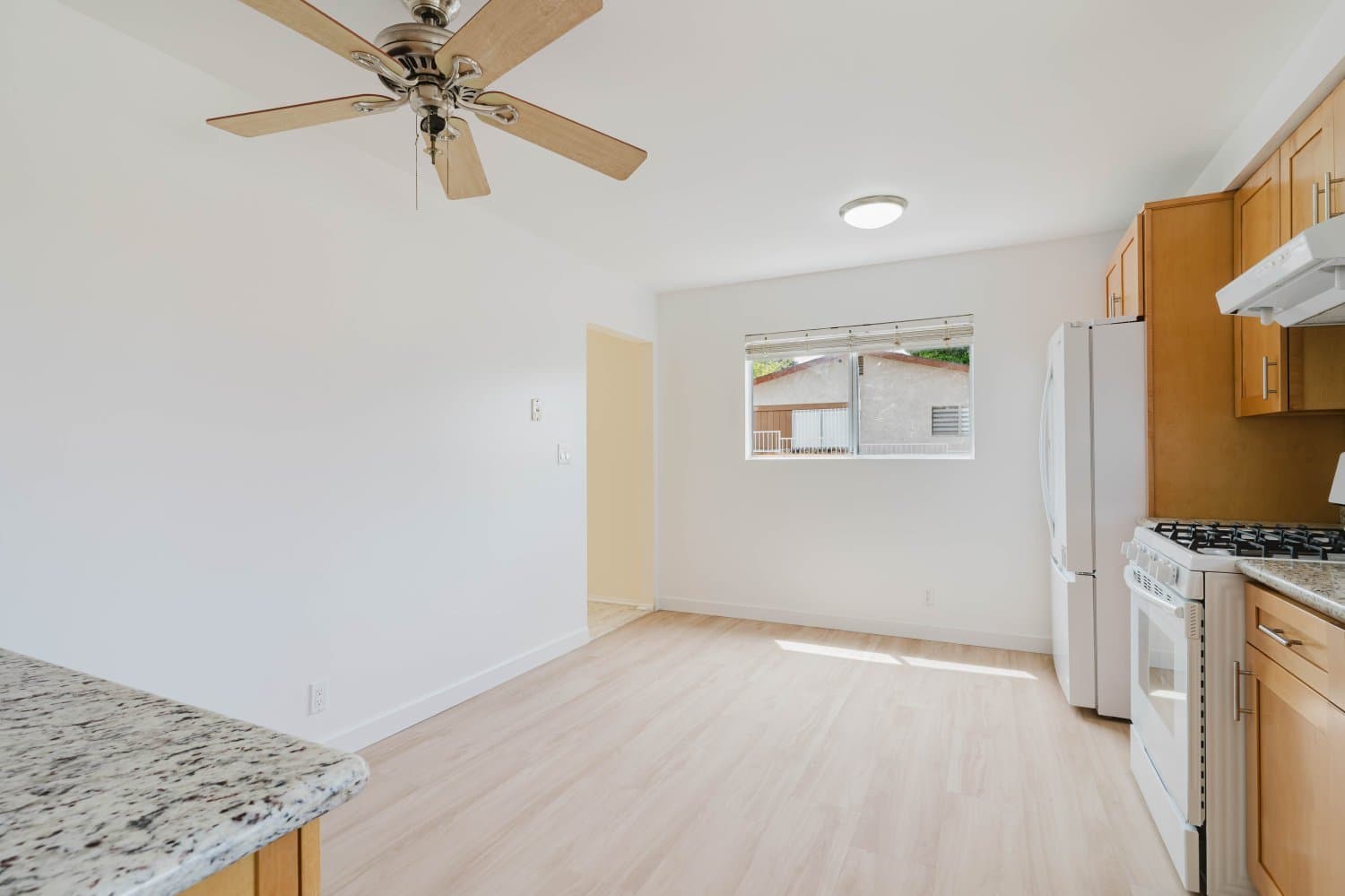 Tujunga House: 10539 Samoa Ave