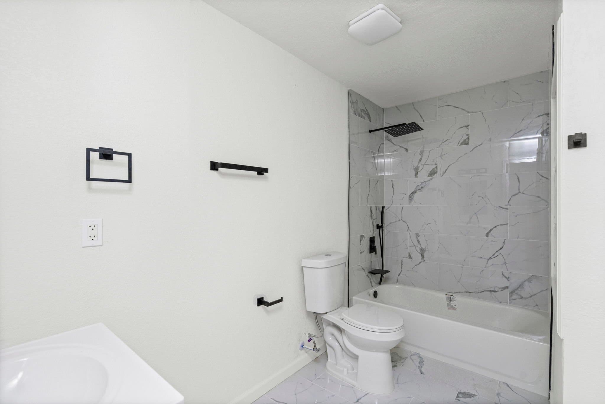 Kansas City House: 1236 E 83rd Ter