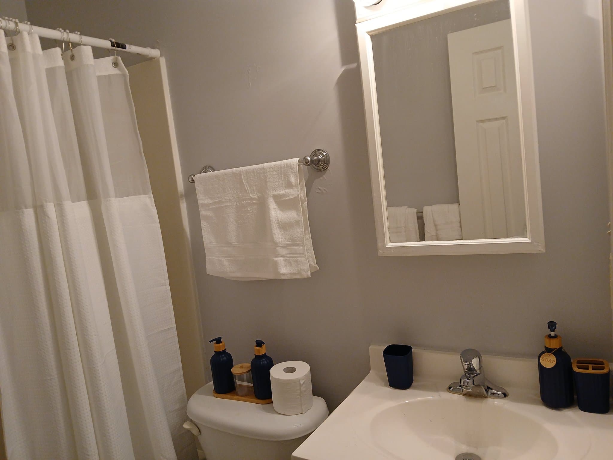 Washington Condo: 5005 D St SE