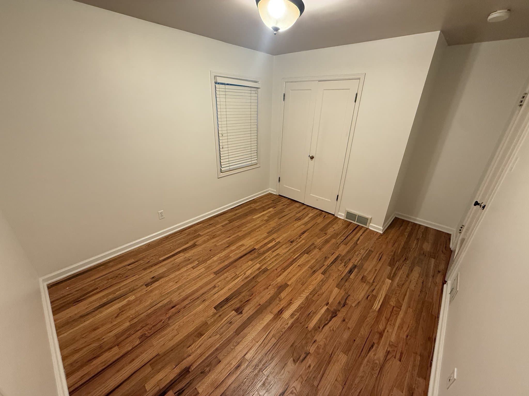 Salt Lake City House: 2998 E Louise Ave