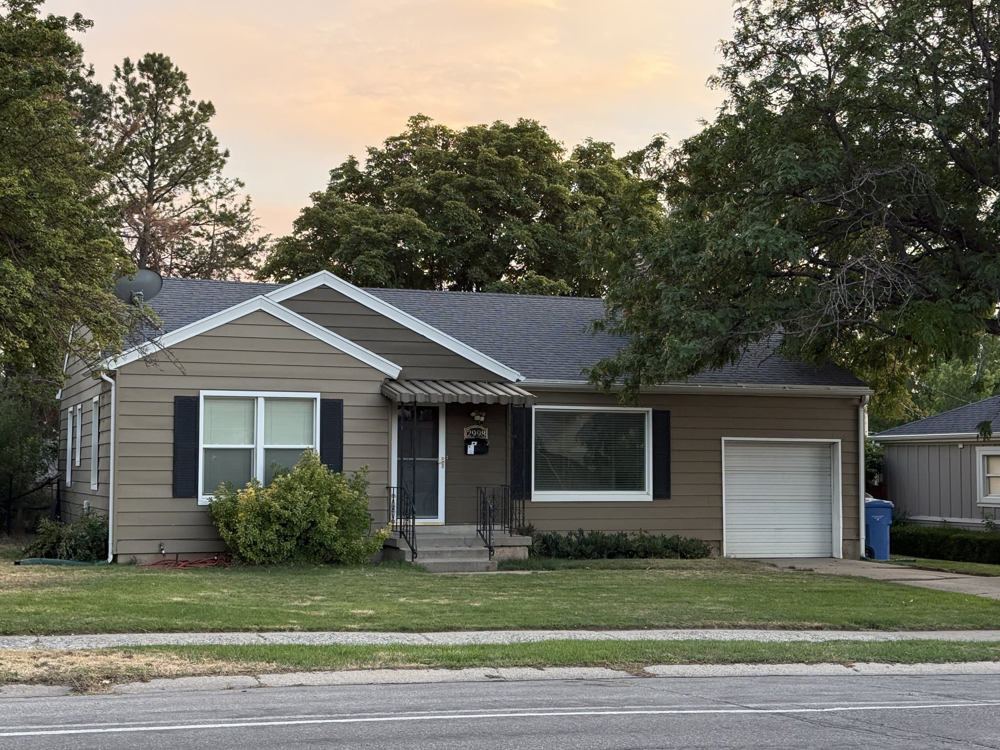Salt Lake City House: 2998 E Louise Ave