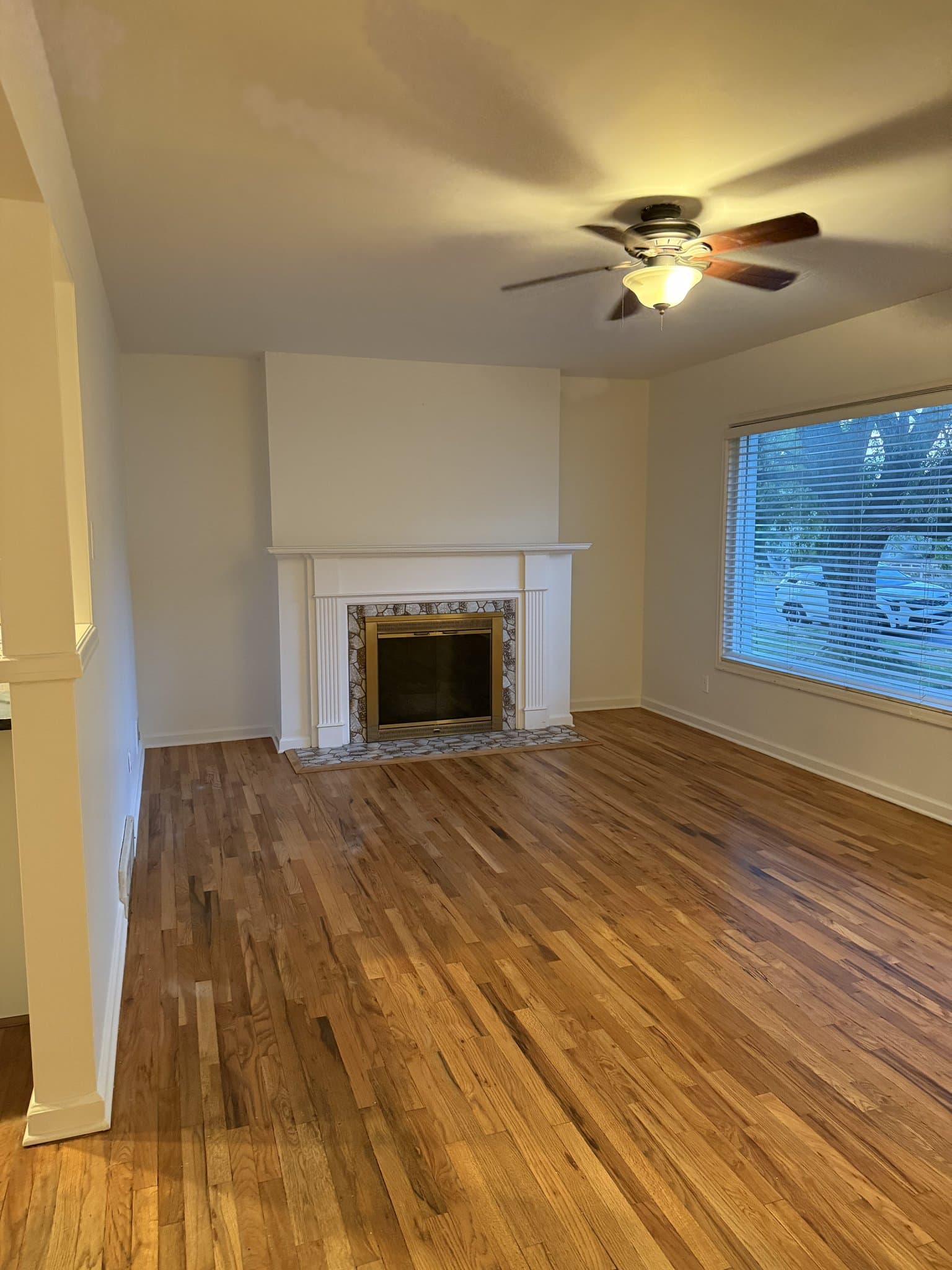 Salt Lake City House: 2998 E Louise Ave