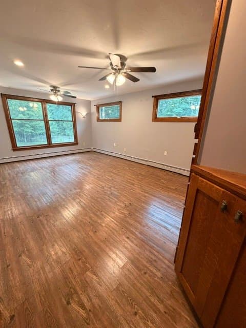 Hope Apartment: 426 Carpenter Rd