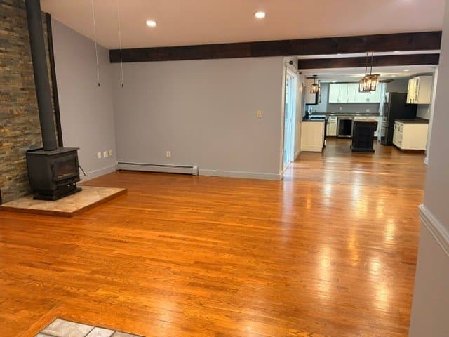 Hope Apartment: 426 Carpenter Rd