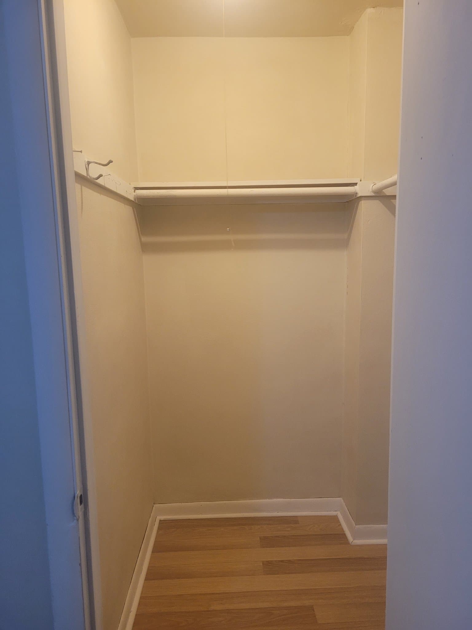 Rockford Apartment: 1005 Garfield Ave, Rockford IL