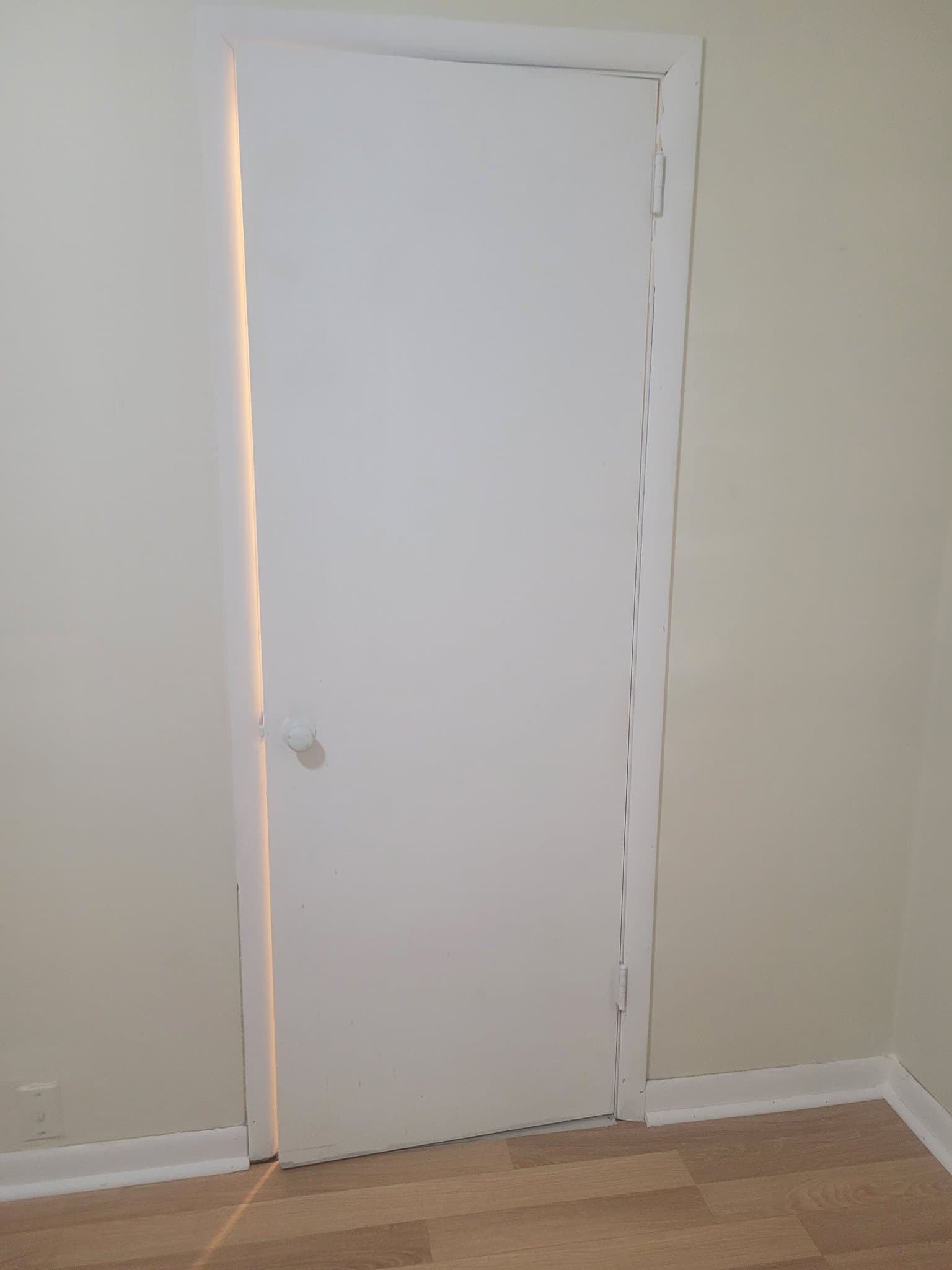 Rockford Apartment: 1005 Garfield Ave, Rockford IL